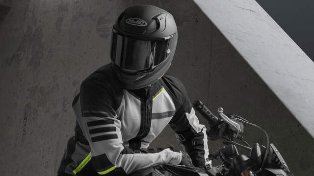 Motorradhelm